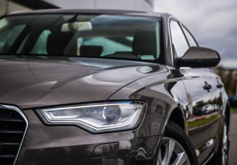 Подержанный автомобиль Audi A6 Sedan 2012 года (2 фото)
