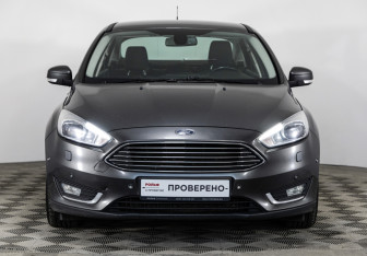 Подержанный автомобиль Ford Focus Sedan 2017 года (2 фото)