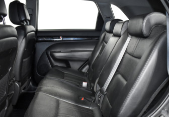 Подержанный автомобиль Kia Sorento 2020 года (12 фото)