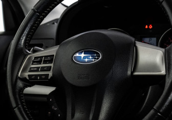 Подержанный автомобиль Subaru Forester Suv 2014 года (12 фото)
