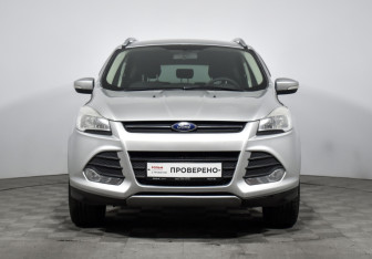 Подержанный автомобиль Ford Kuga 2013 года (2 фото)