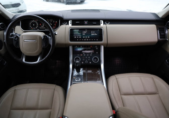 Подержанный автомобиль Land Rover Range Rover Sport 2018 года (13 фото)