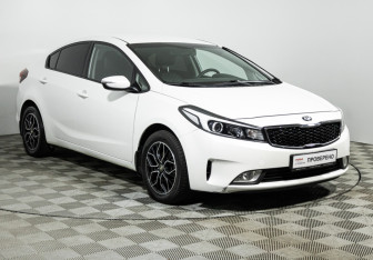 Подержанный автомобиль Kia Cerato Sedan 2018 года (3 фото)