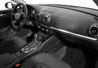 Подержанный автомобиль Audi A3 Hatchback 2013 года (12 фото)