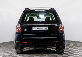 Подержанный автомобиль Land Rover Freelander 2014 года (6 фото)