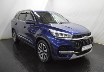 Подержанный автомобиль Chery Tiggo 8 2020 года (3 фото)