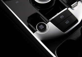 Подержанный автомобиль Kia Sportage 2023 года (15 фото)