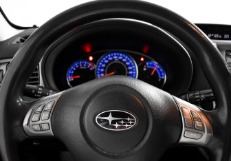 Подержанный автомобиль Subaru Forester Suv 2008 года (14 фото)