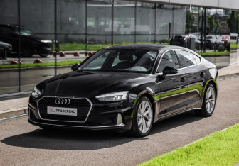 Подержанный автомобиль Audi A5 Liftback 2020 года (3 фото)