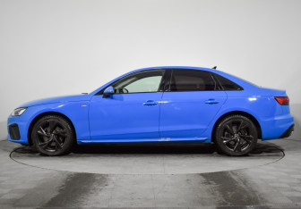 Подержанный автомобиль Audi A4 Sedan 2020 года (8 фото)