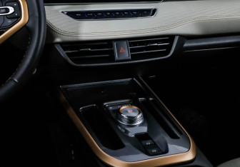 Подержанный автомобиль Haval Jolion 2023 года (14 фото)