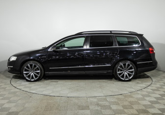 Подержанный автомобиль Volkswagen Passat Wagon 2006 года (8 фото)