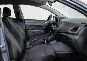 Подержанный автомобиль Hyundai Solaris Sedan 2018 года (20 фото)