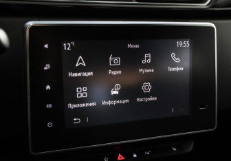 Подержанный автомобиль Renault Arkana 2019 года (14 фото)