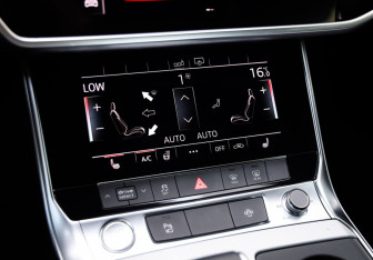 Подержанный автомобиль Audi A6 Sedan 2020 года (17 фото)