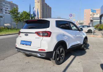 Подержанный автомобиль Chery Tiggo 4 Pro 2022 года (4 фото)