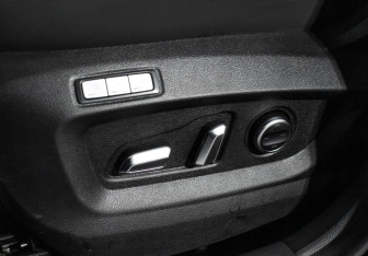 Подержанный автомобиль Chery Tiggo 8 Pro 2022 года (15 фото)