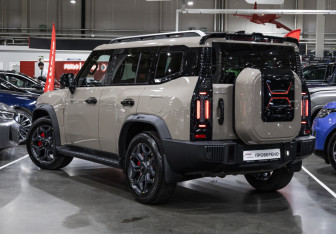 Подержанный автомобиль Jetour T2 2024 года (11 фото)