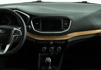 Подержанный автомобиль LADA (ВАЗ) Vesta Sedan 2024 года (14 фото)