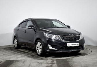 Подержанный автомобиль Kia Rio Sedan 2013 года (3 фото)