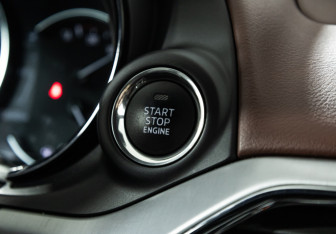 Подержанный автомобиль Mazda CX-9 2019 года (17 фото)