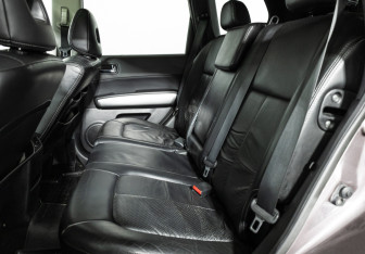 Подержанный автомобиль Volkswagen Tiguan 2015 года (10 фото)