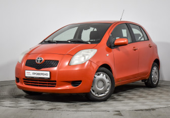 Подержанный автомобиль Toyota Yaris Hatchback 2006 года (1 фото)