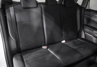 Подержанный автомобиль Mitsubishi ASX 2013 года (19 фото)