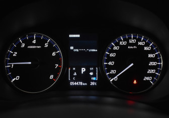 Подержанный автомобиль Mitsubishi Outlander 2018 года (24 фото)