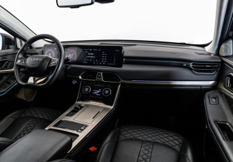 Подержанный автомобиль Exeed TXL 2023 года (11 фото)