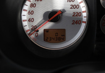 Подержанный автомобиль Mitsubishi Outlander 2007 года (21 фото)