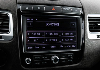 Подержанный автомобиль Volkswagen Touareg 2017 года (19 фото)