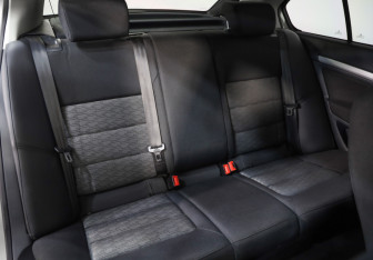 Подержанный автомобиль Skoda Octavia Liftback 2012 года (20 фото)
