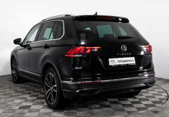 Подержанный автомобиль Volkswagen Tiguan 2020 года (7 фото)