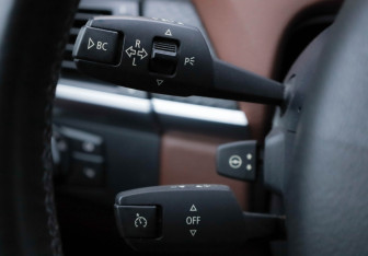 Подержанный автомобиль BMW X6 2013 года (15 фото)