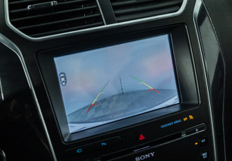 Подержанный автомобиль Ford Explorer 2018 года (15 фото)