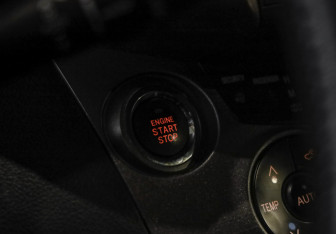 Подержанный автомобиль Toyota RAV4 2010 года (18 фото)