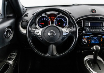 Подержанный автомобиль Nissan Juke 2013 года (13 фото)