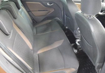 Подержанный автомобиль LADA (ВАЗ) XRAY 2017 года (13 фото)