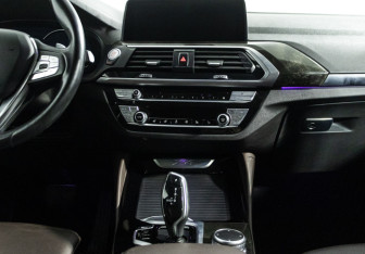 Подержанный автомобиль BMW X4 2019 года (14 фото)