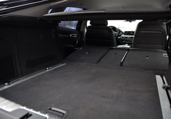 Подержанный автомобиль BMW X6 2016 года (32 фото)