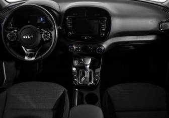 Подержанный автомобиль Kia Soul 2022 года (11 фото)