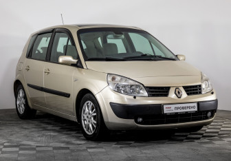 Подержанный автомобиль Renault Scenic 2006 года (3 фото)