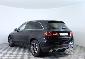 Подержанный автомобиль Mercedes-Benz GLC Coupe 2021 года (8 фото)