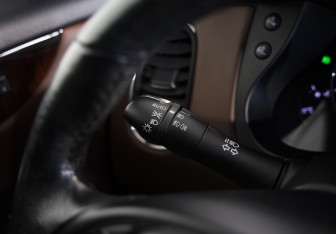 Подержанный автомобиль Infiniti EX 2012 года (19 фото)