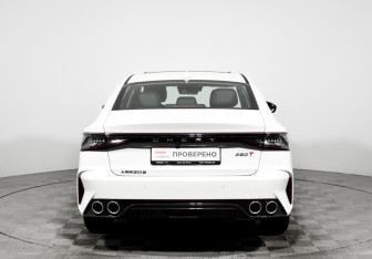 Подержанный автомобиль Chery Arrizo 8 2023 года (6 фото)