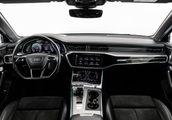 Подержанный автомобиль Audi A6 Sedan 2018 года (14 фото)