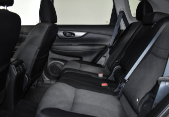 Подержанный автомобиль Nissan X-Trail 2018 года (12 фото)