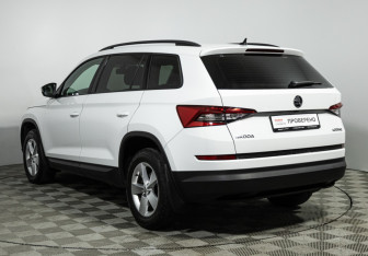 Подержанный автомобиль Skoda Kodiaq 2019 года (7 фото)