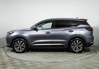 Подержанный автомобиль Chery Tiggo 7 Pro 2022 года (8 фото)